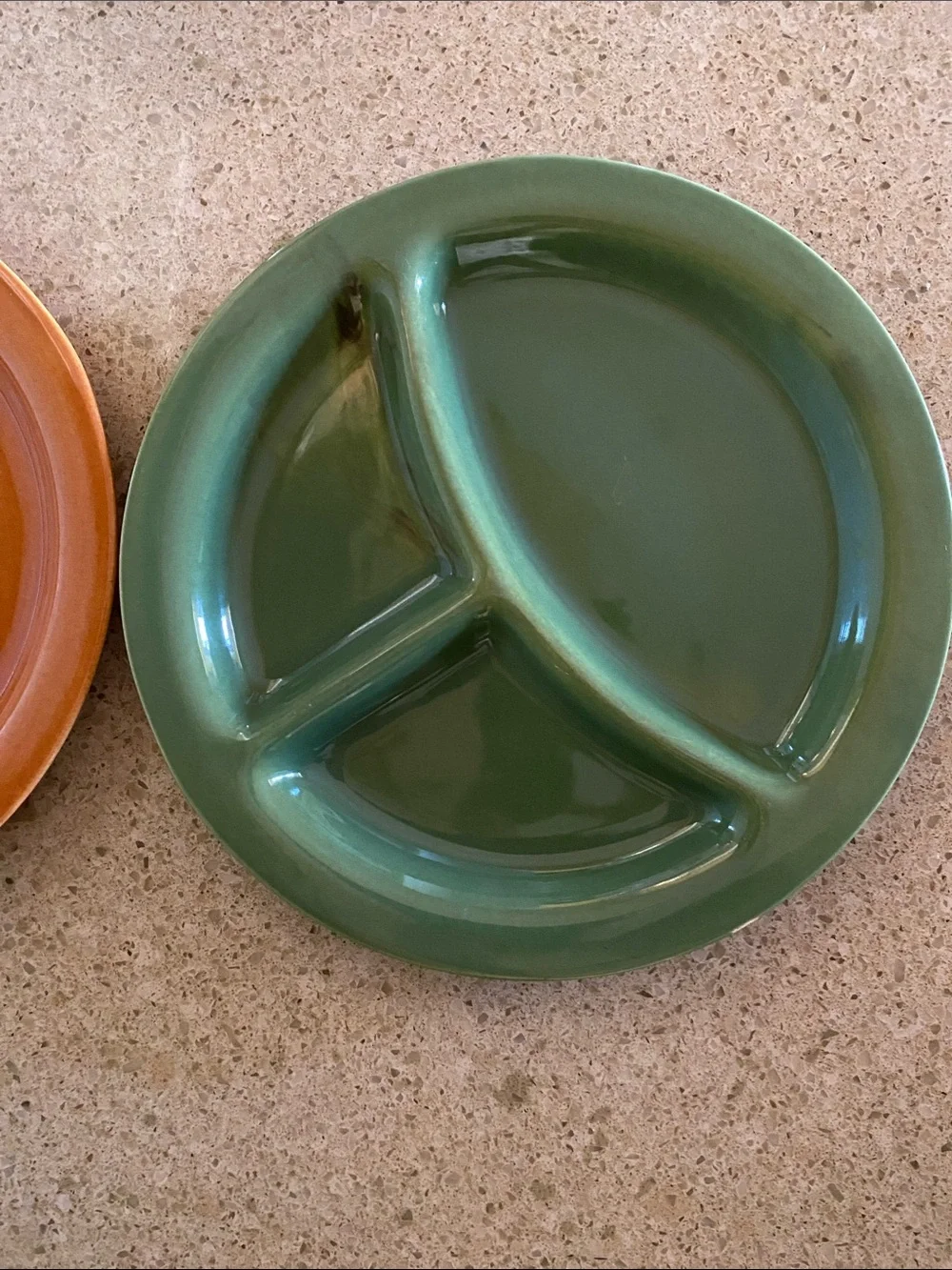 Vintage Bauer Plates- Classic Divided Design - Picture 3 of 10